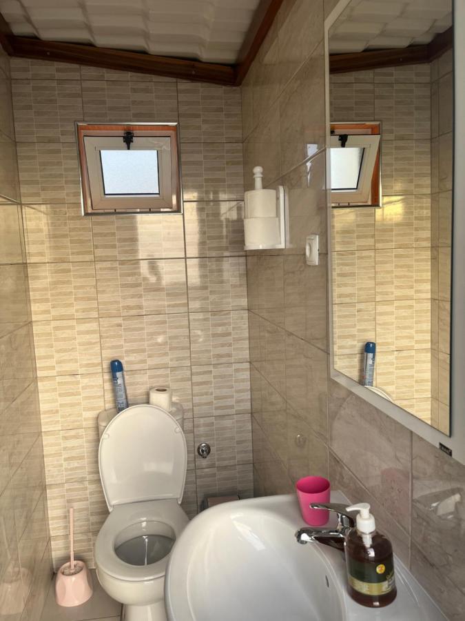 Casa Bb&Djassi Hotel Понта до Сол Екстериор снимка