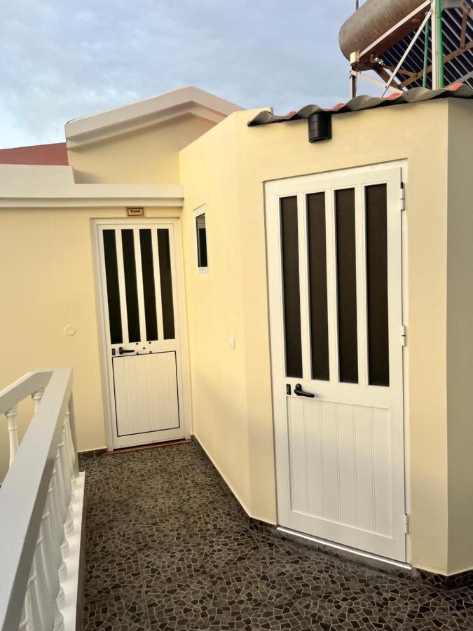 Casa Bb&Djassi Hotel Понта до Сол Екстериор снимка